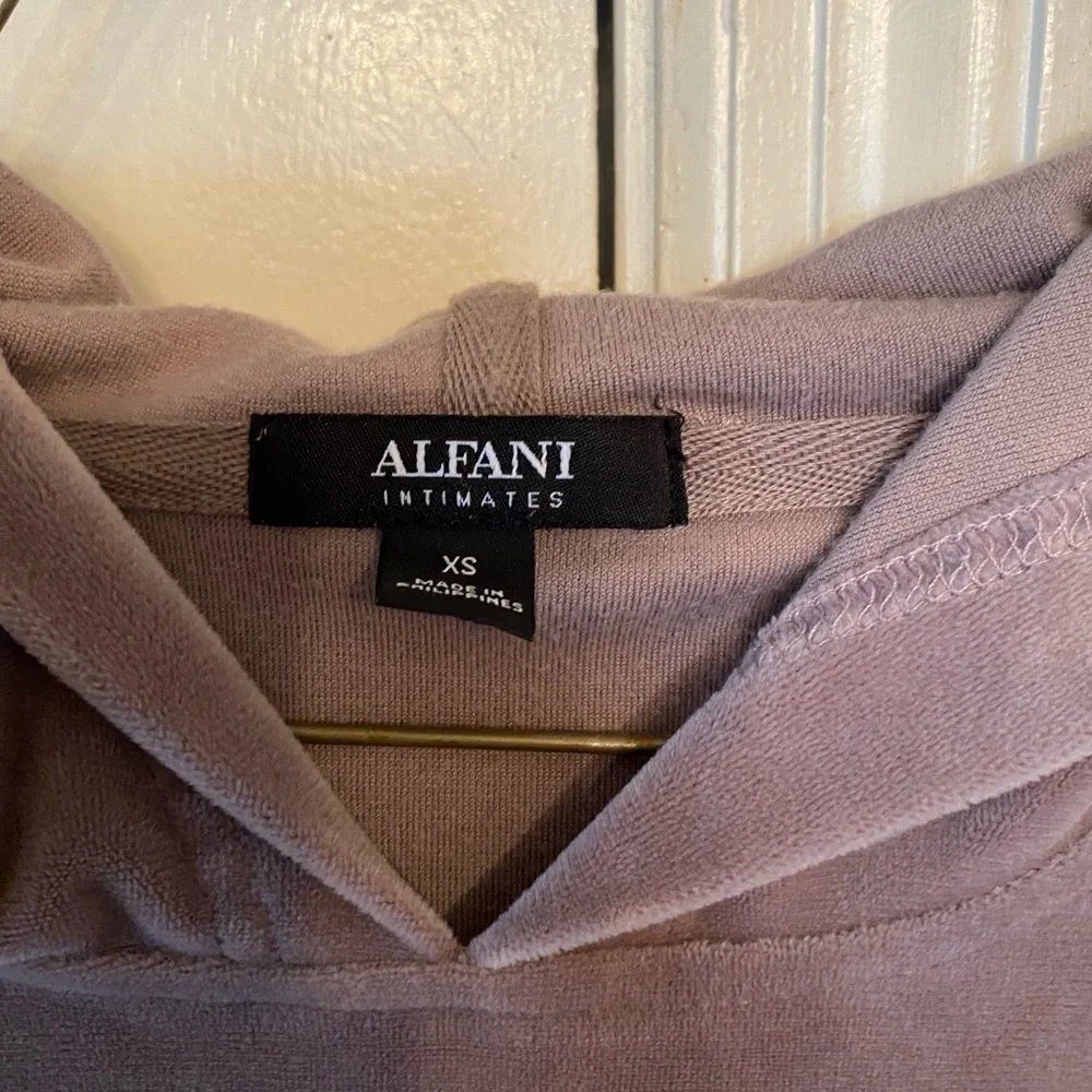 NWOT Alfani woman’s size xs top and pants set - Picture 3 of 7
